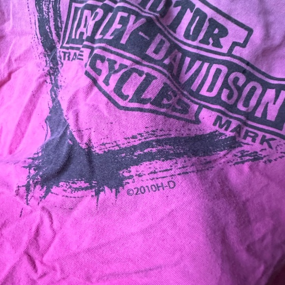 Harley Davidson Pink Graphic Tee - Picture 4 of 7